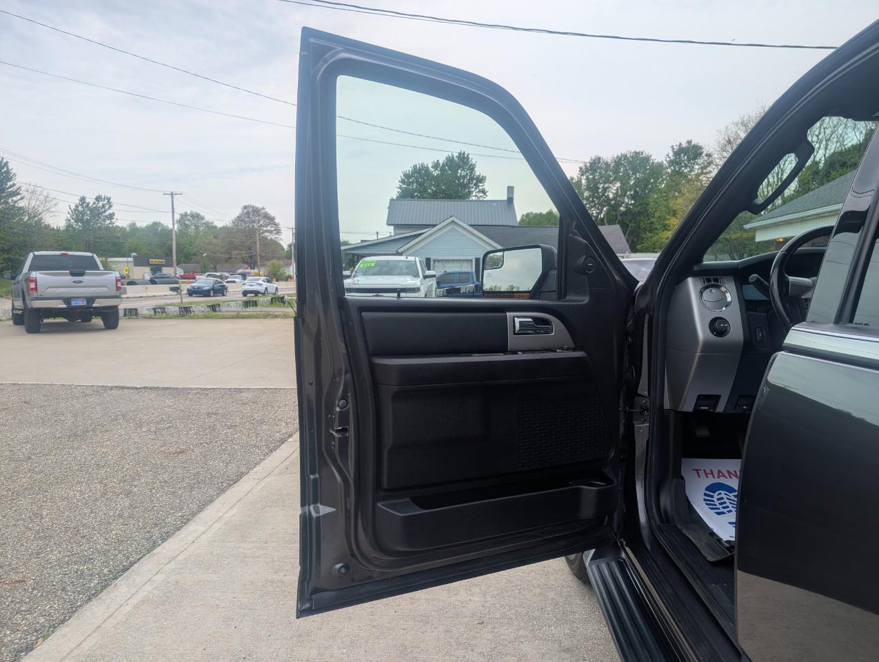 Ford Expedition EL Limited 4WD 2016