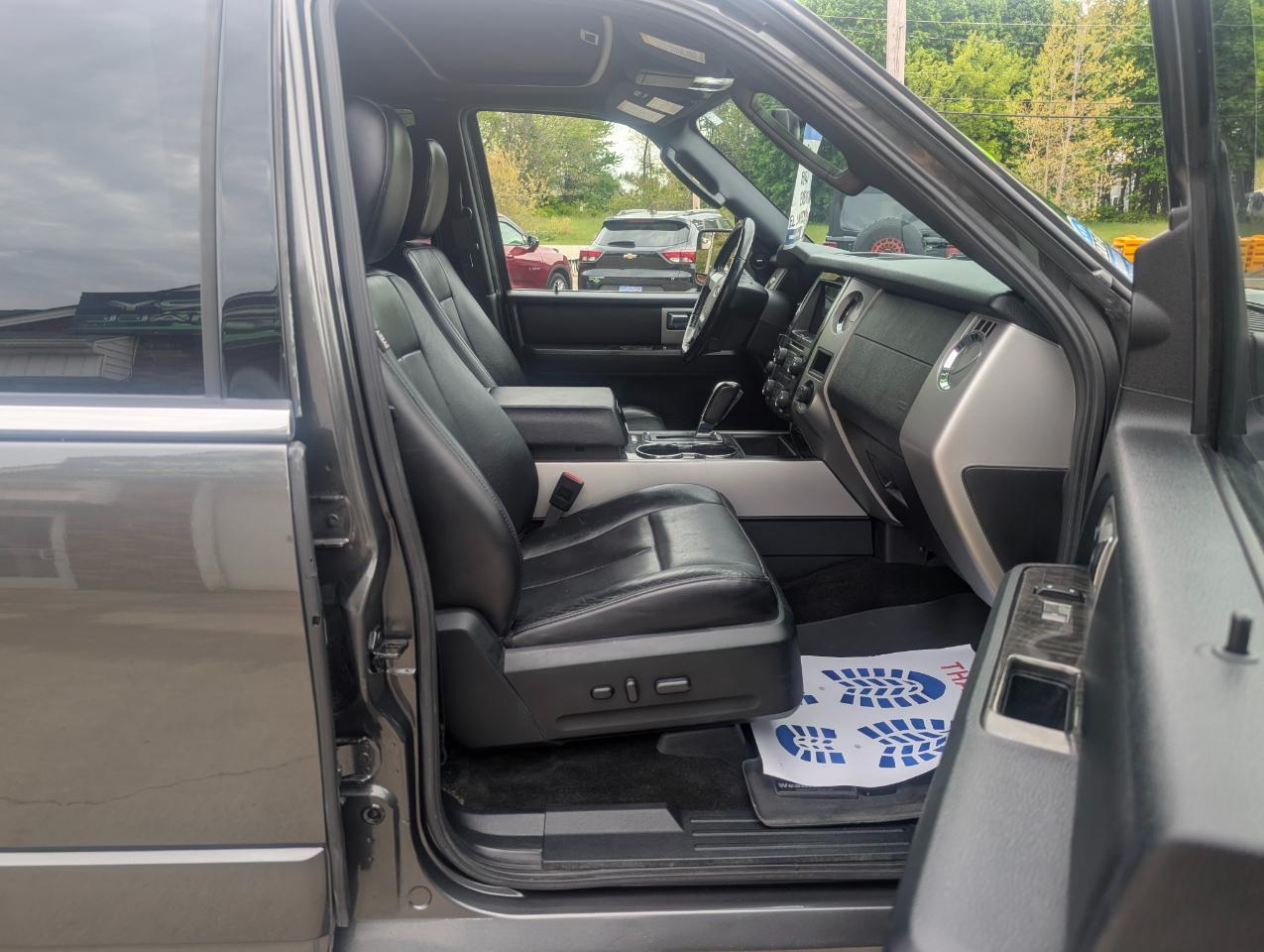 Ford Expedition EL Limited 4WD 2016