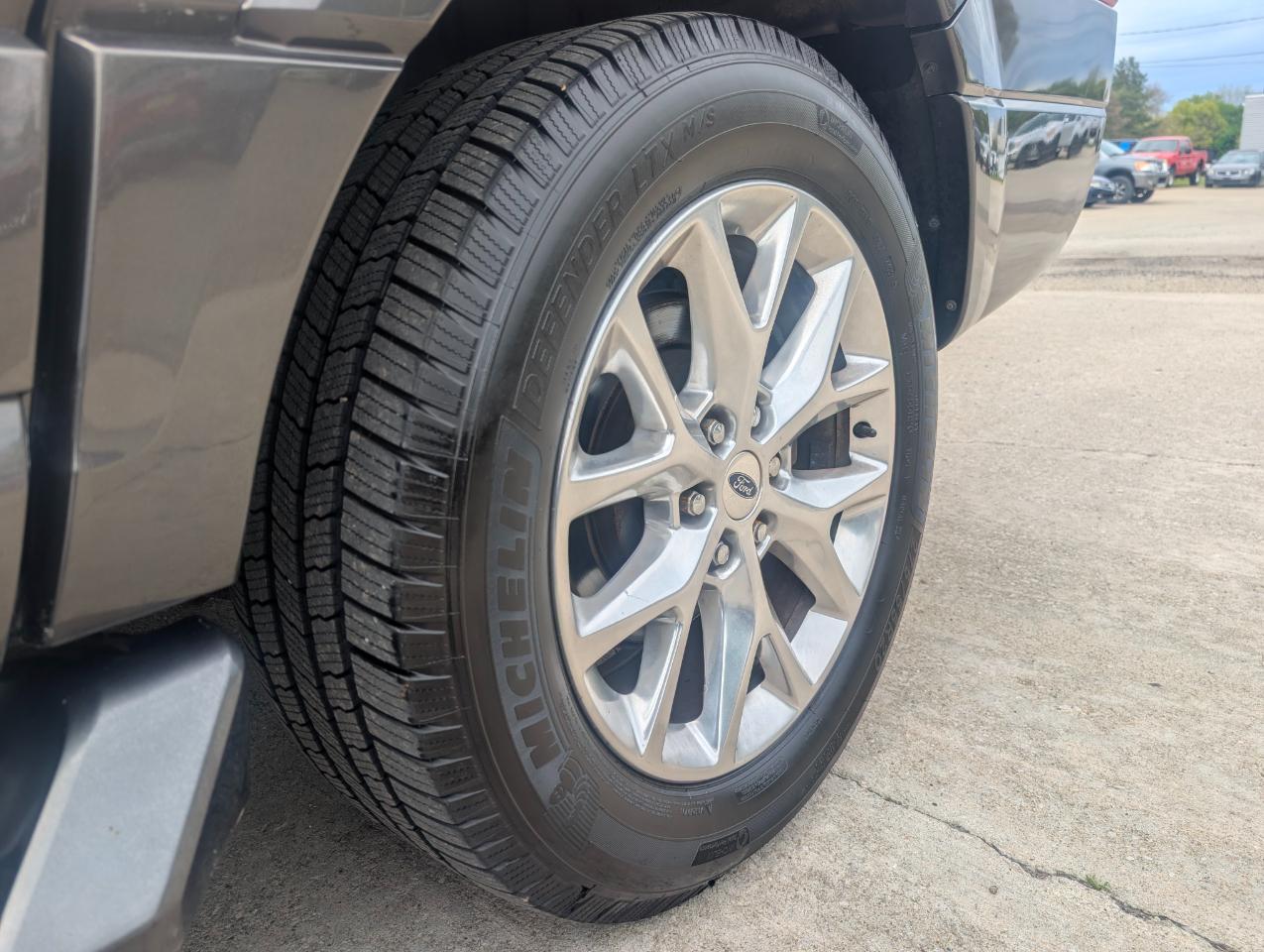 Ford Expedition EL Limited 4WD 2016