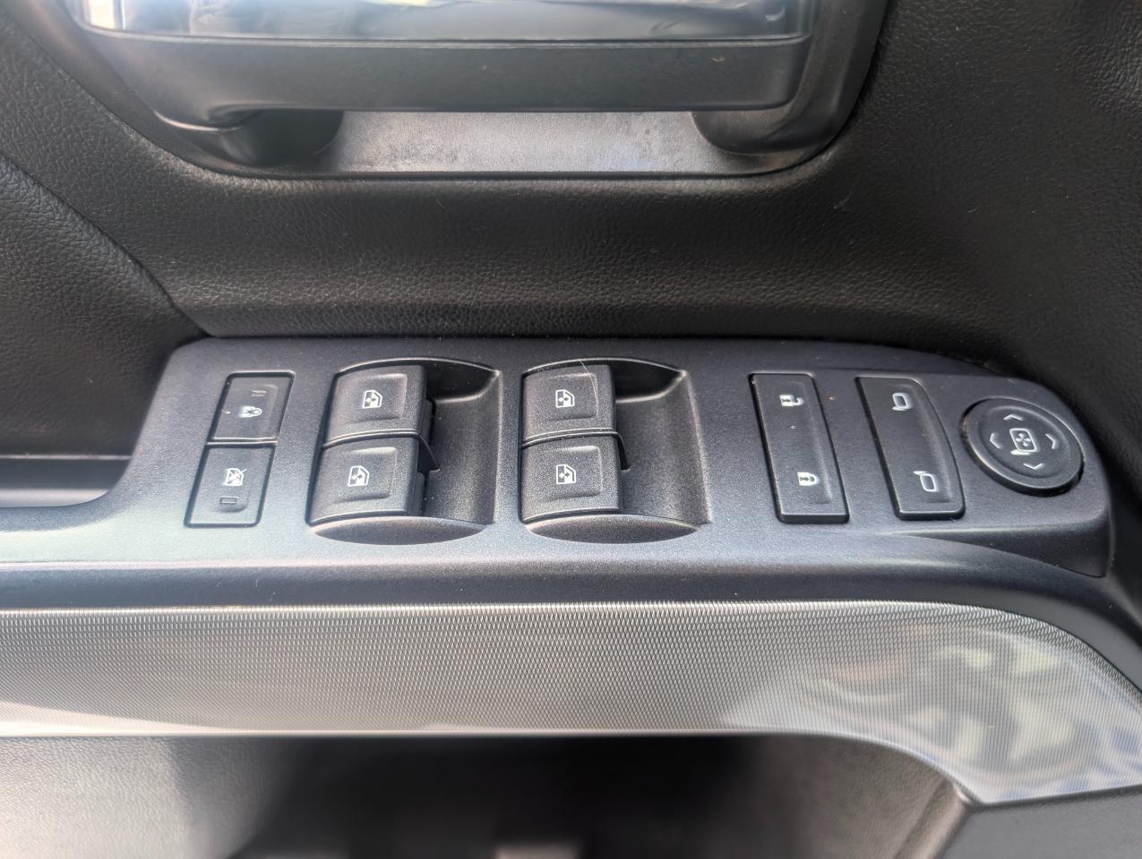 Chevrolet Silverado 1500 LT Z71 Dbl Cab 4WD 2017