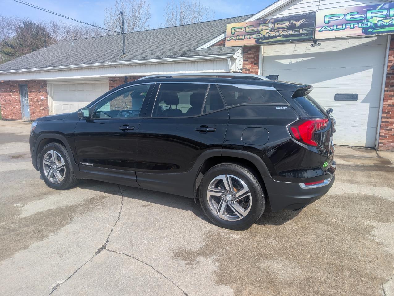 GMC Terrain SLT 4D SUV AWD 2021