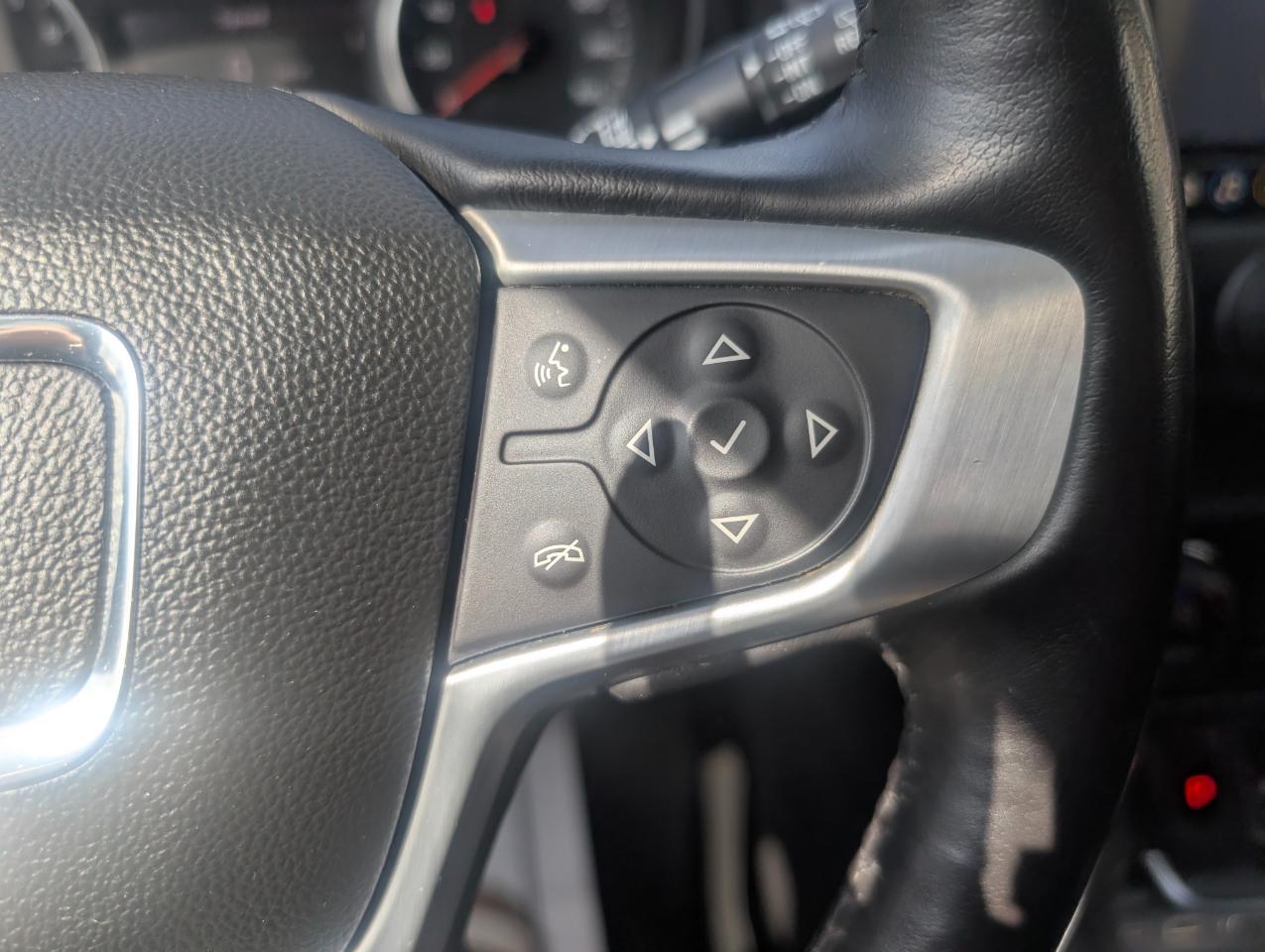 GMC Terrain SLT 4D SUV AWD 2021