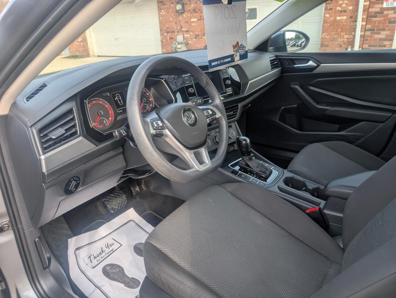 Volkswagen Jetta  2019