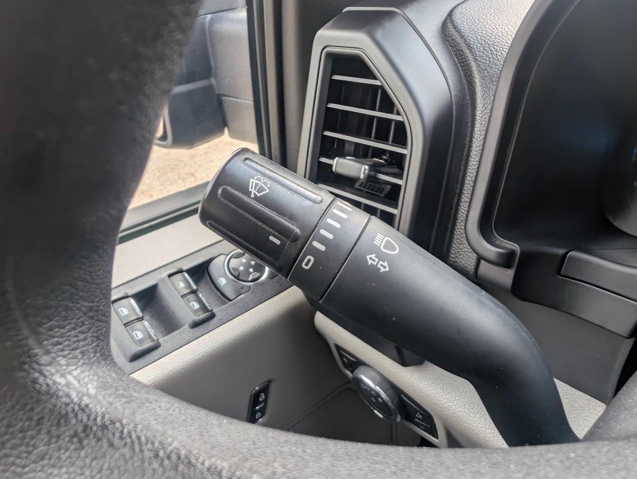 Ford F-150 STX 4WD 2018