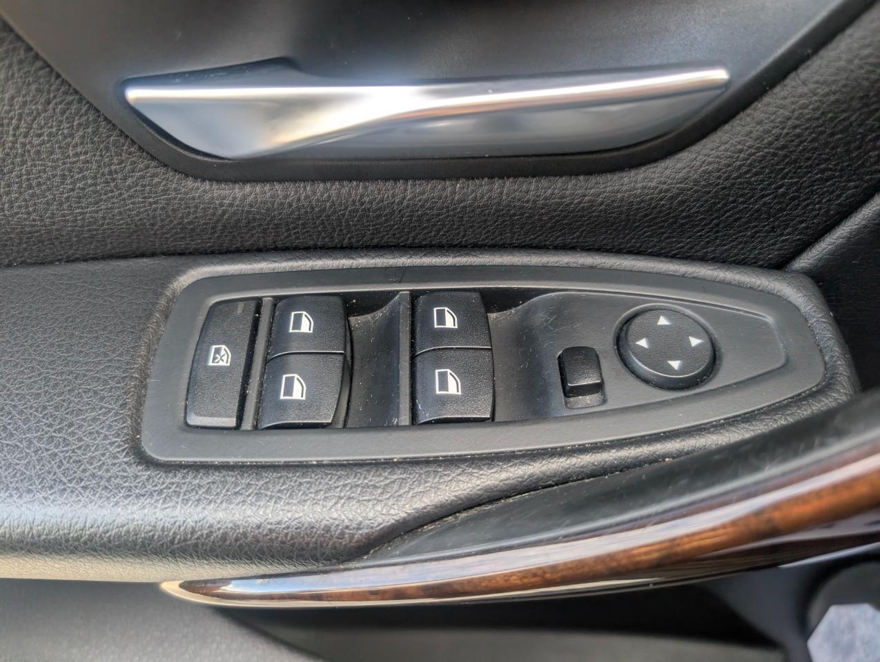 BMW 3-Series  2015