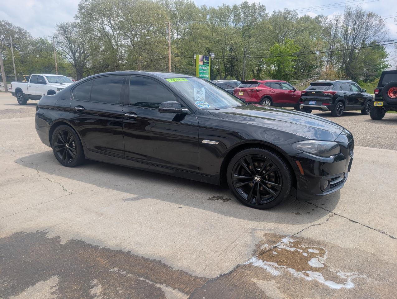 BMW 5-Series 528i xDrive 2016