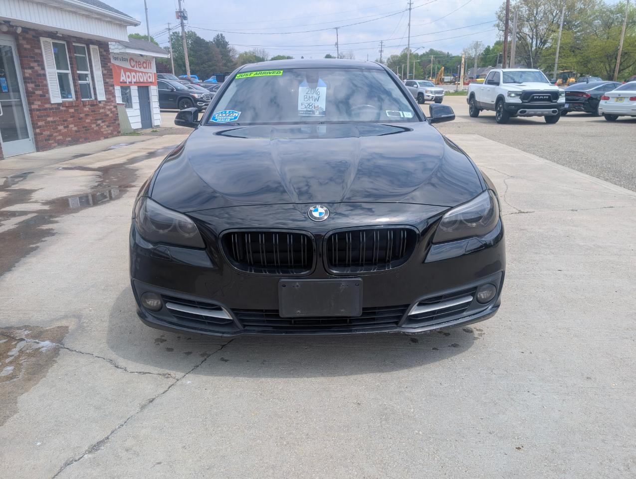 BMW 5-Series 528i xDrive 2016