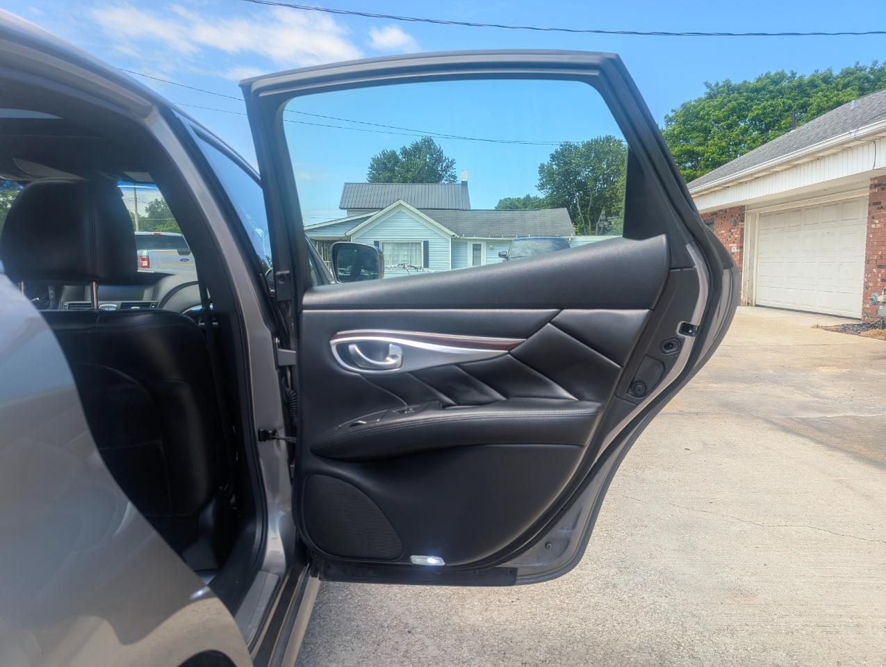 Infiniti M 37x 2013
