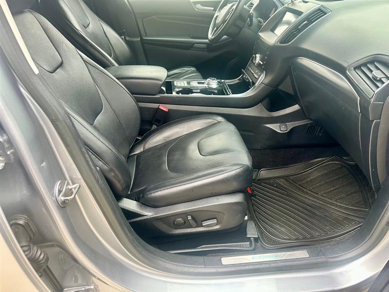 Ford Edge Titanium 2020