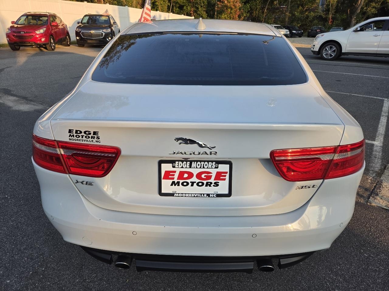 Jaguar XE 35t First Edition 2017