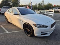 2017 Jaguar XE 
