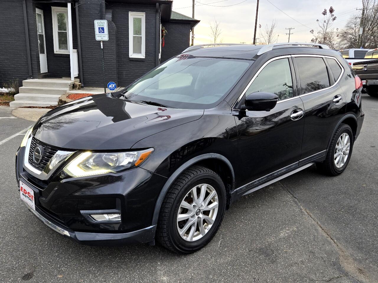 Nissan Rogue SV AWD 2018