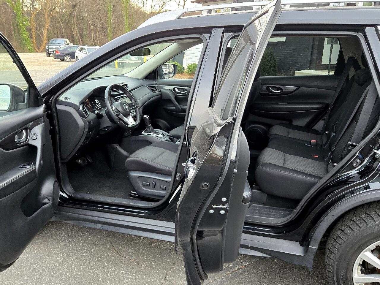 Nissan Rogue SV AWD 2018