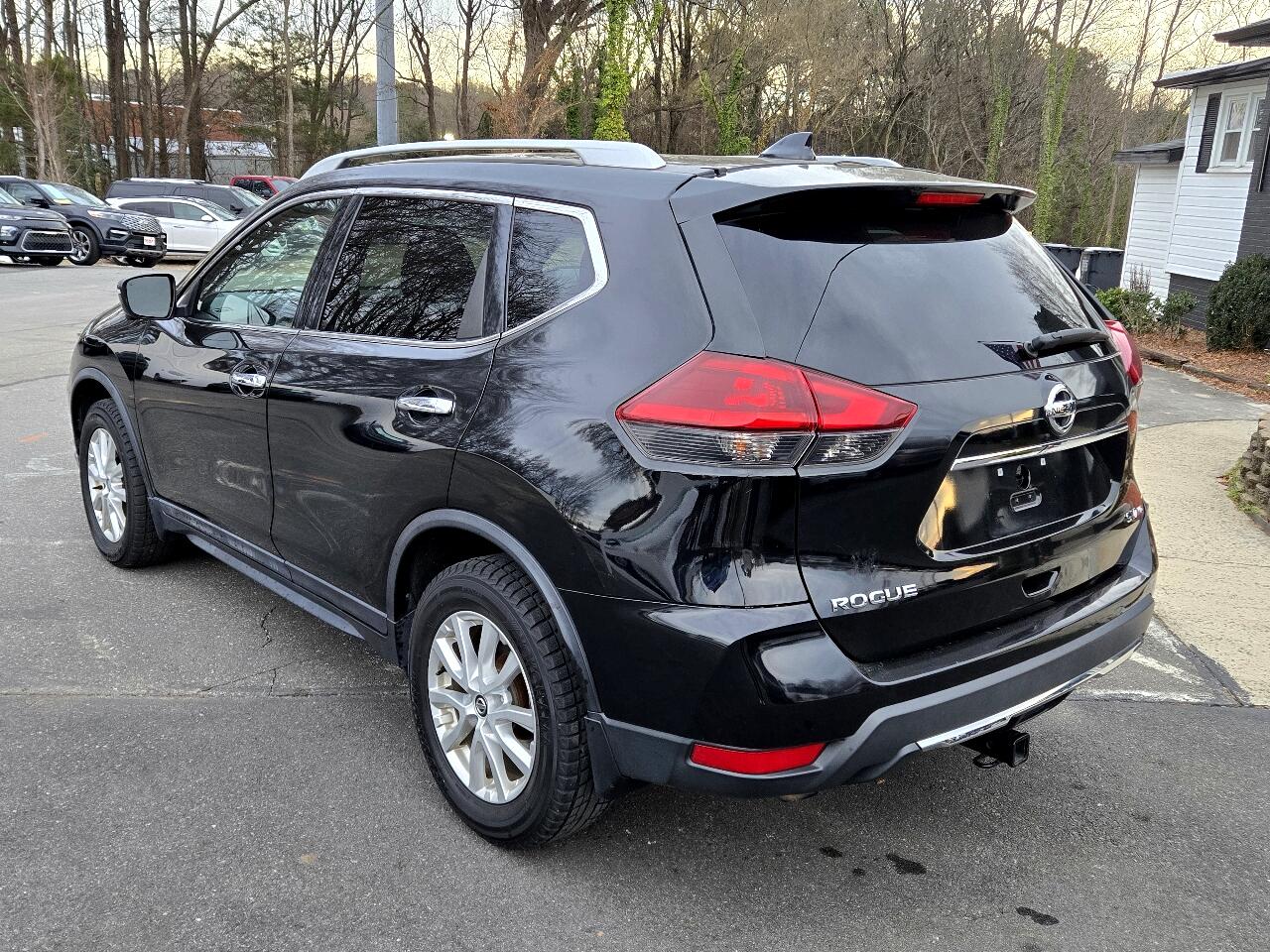 Nissan Rogue SV AWD 2018