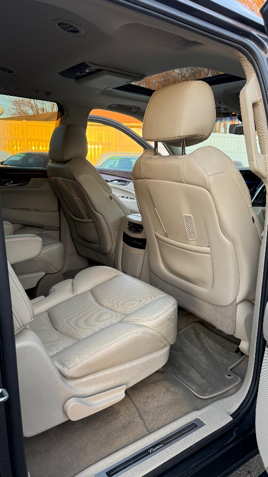 Cadillac Escalade ESV 2WD Premium 2017