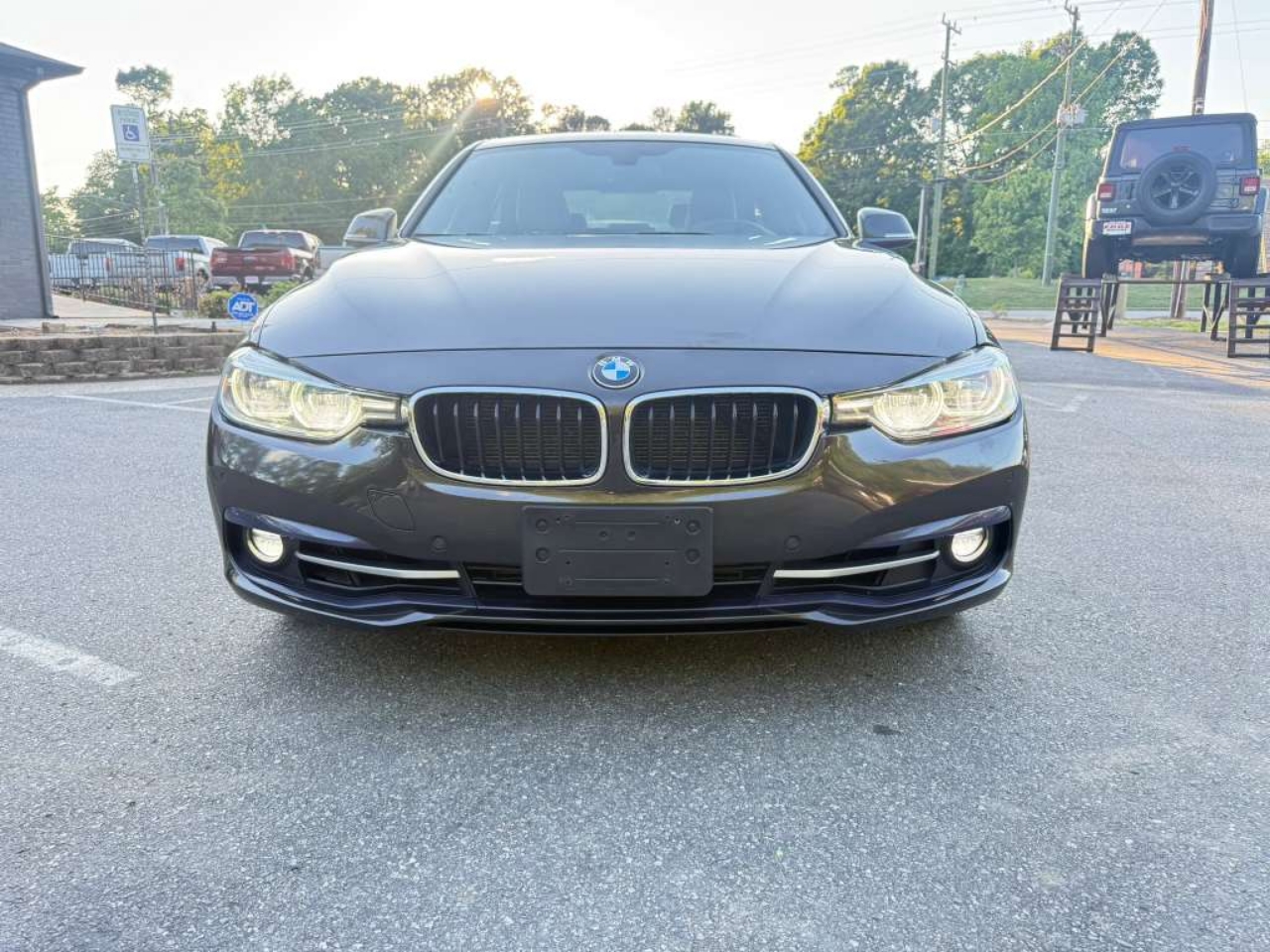 BMW 3-Series 328i xDrive Sedan 2016