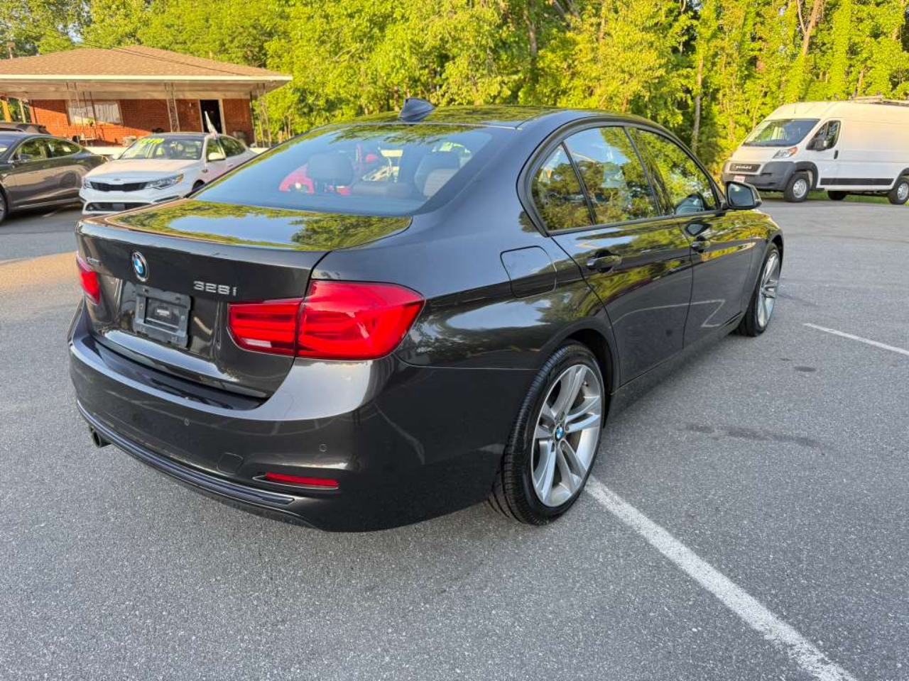 BMW 3-Series 328i xDrive Sedan 2016