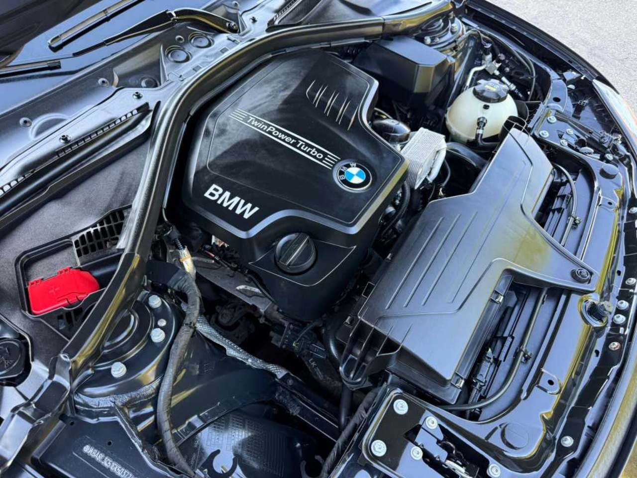 BMW 3-Series 328i xDrive Sedan 2016