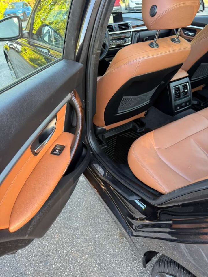 BMW 3-Series 328i xDrive Sedan 2016