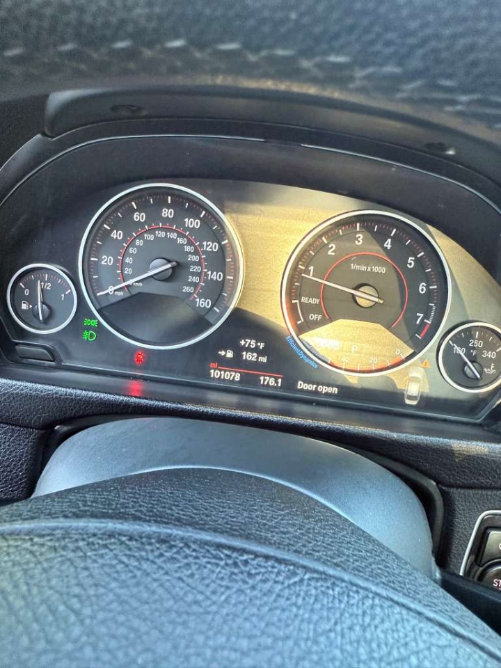 BMW 3-Series 328i xDrive Sedan 2016