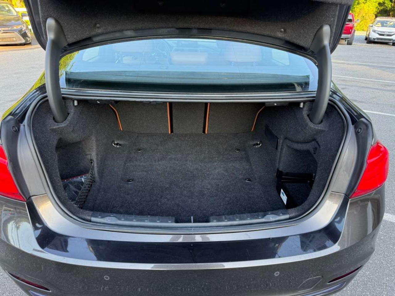 BMW 3-Series 328i xDrive Sedan 2016