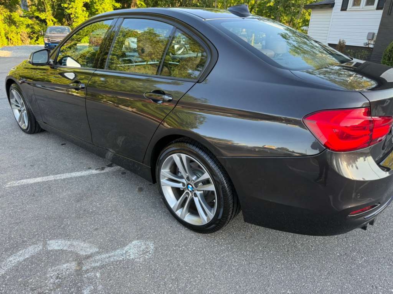 BMW 3-Series 328i xDrive Sedan 2016