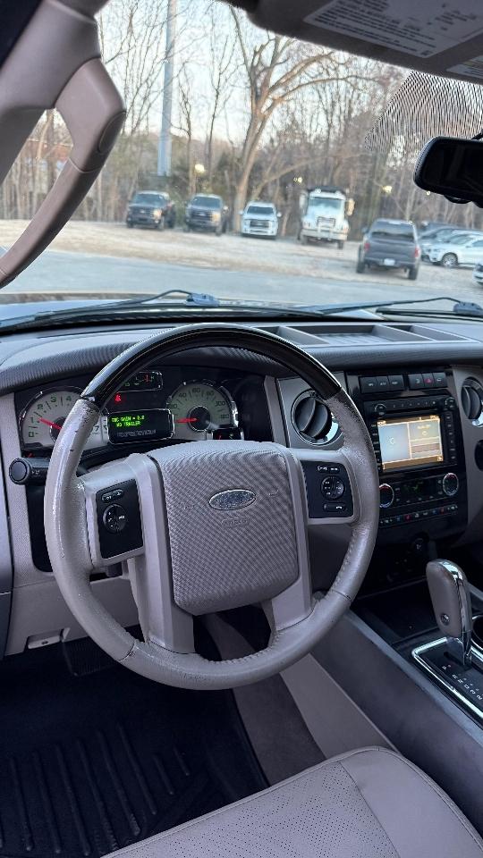 Ford Expedition EL Limited 2WD 2013