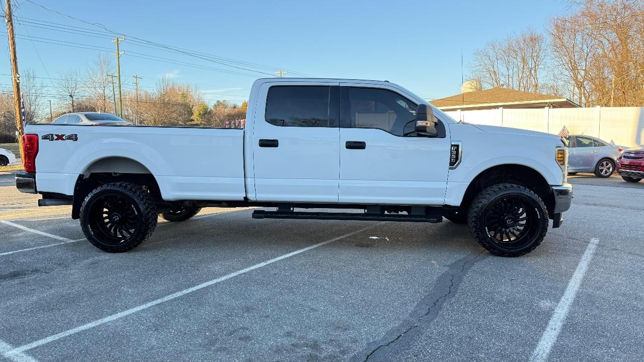 Ford F-250 SD XL Crew Cab Long Bed 4WD 2019