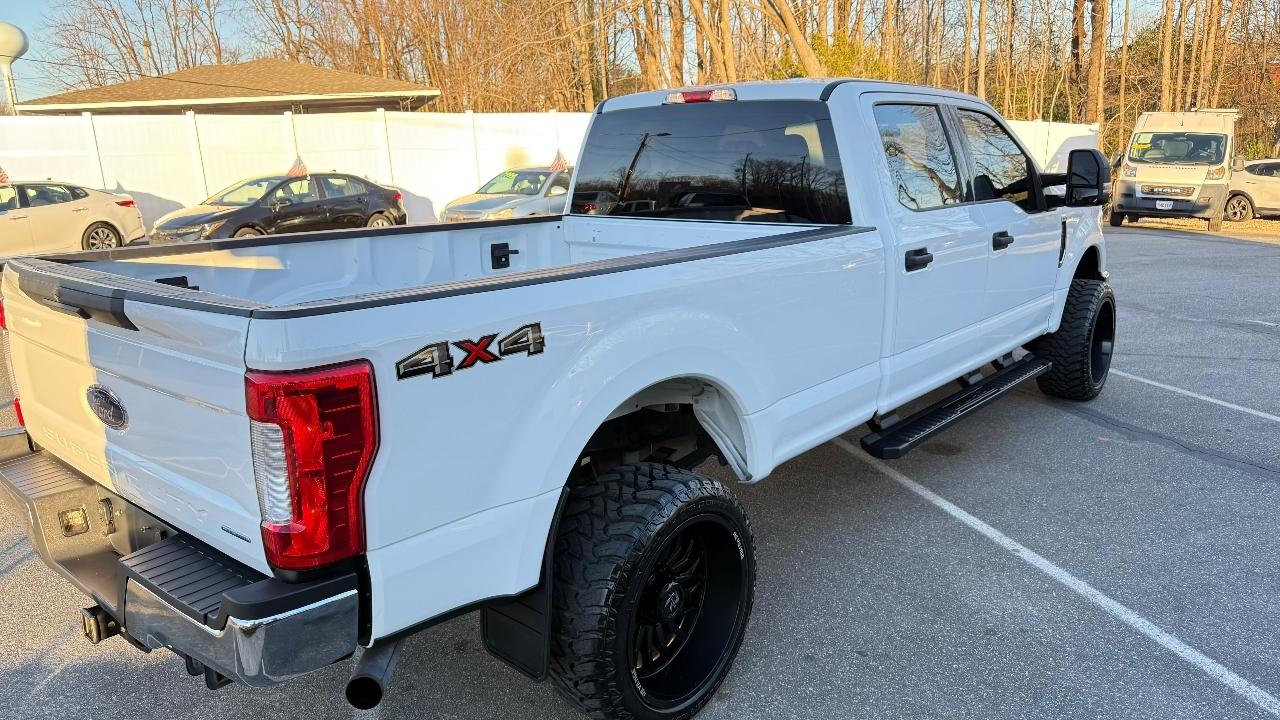 Ford F-250 SD XL Crew Cab Long Bed 4WD 2019