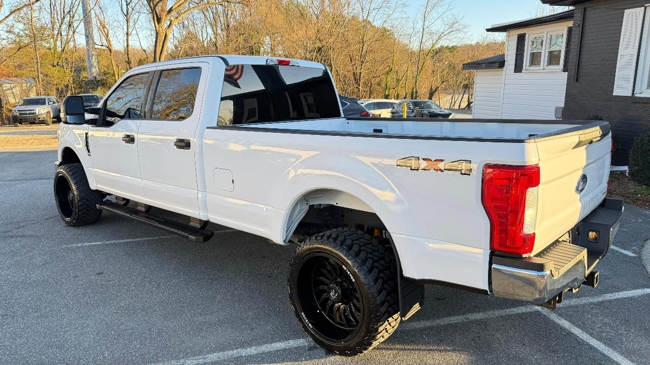 Ford F-250 SD XL Crew Cab Long Bed 4WD 2019