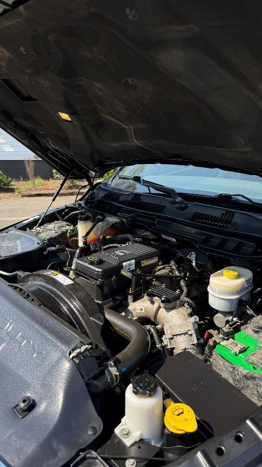 RAM 2500 SLT Crew Cab SWB 4WD 2016