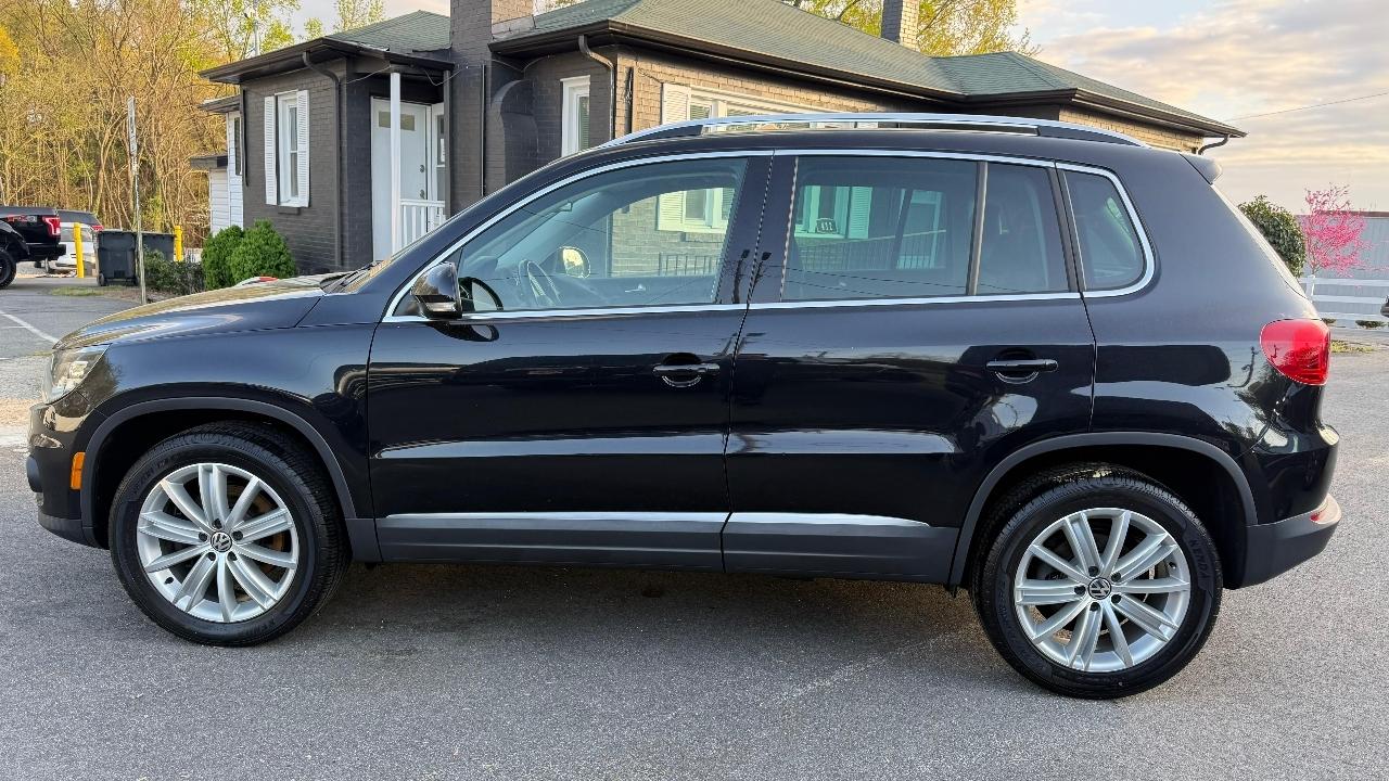 Volkswagen Tiguan SE 2016