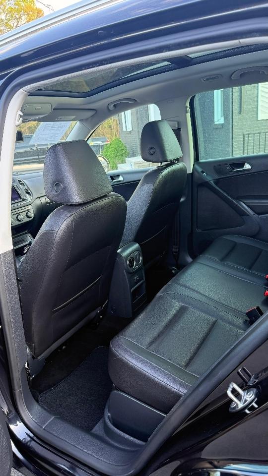 Volkswagen Tiguan SE 2016