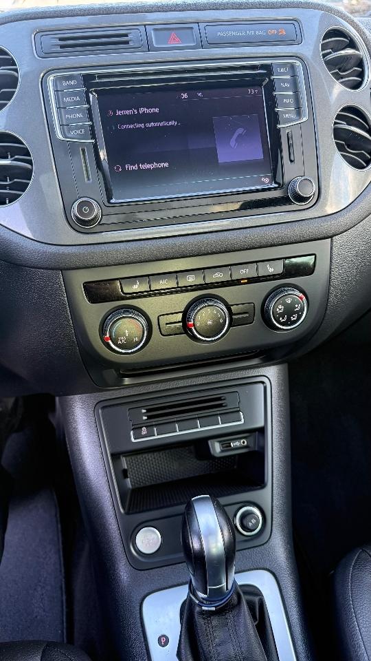 Volkswagen Tiguan SE 2016