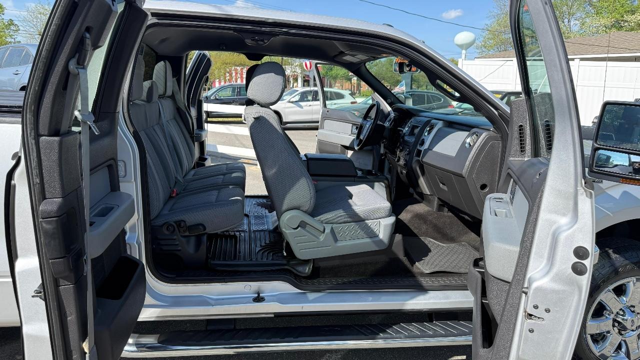 Ford F-150 XLT SuperCab 8-ft. Bed 4WD 2013