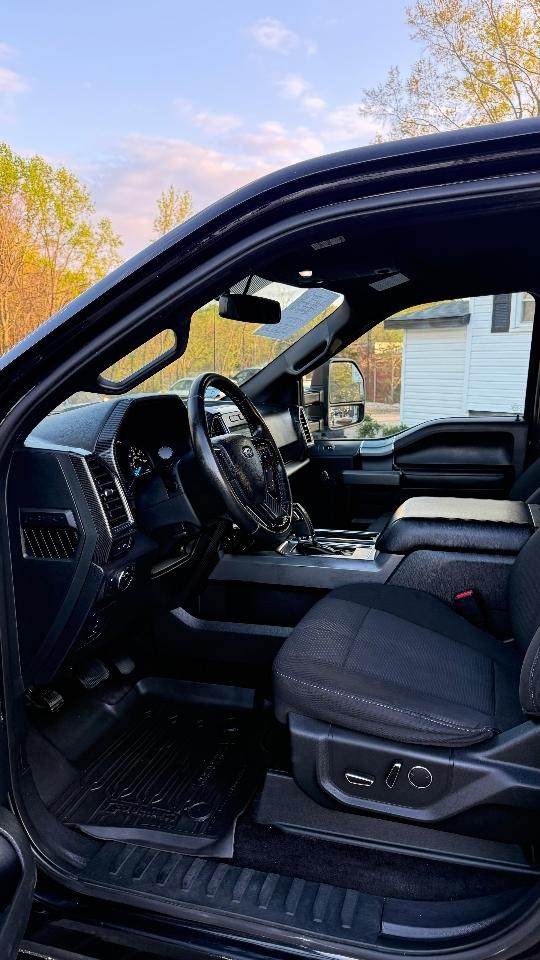 Ford F-150 Lariat SuperCrew 6.5-ft. Bed 4WD 2017