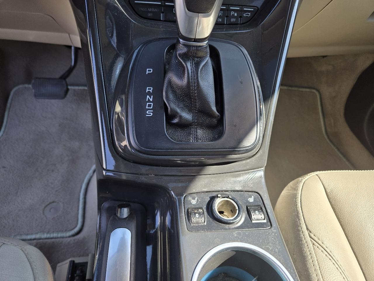 Ford Escape Titanium 4WD 2014