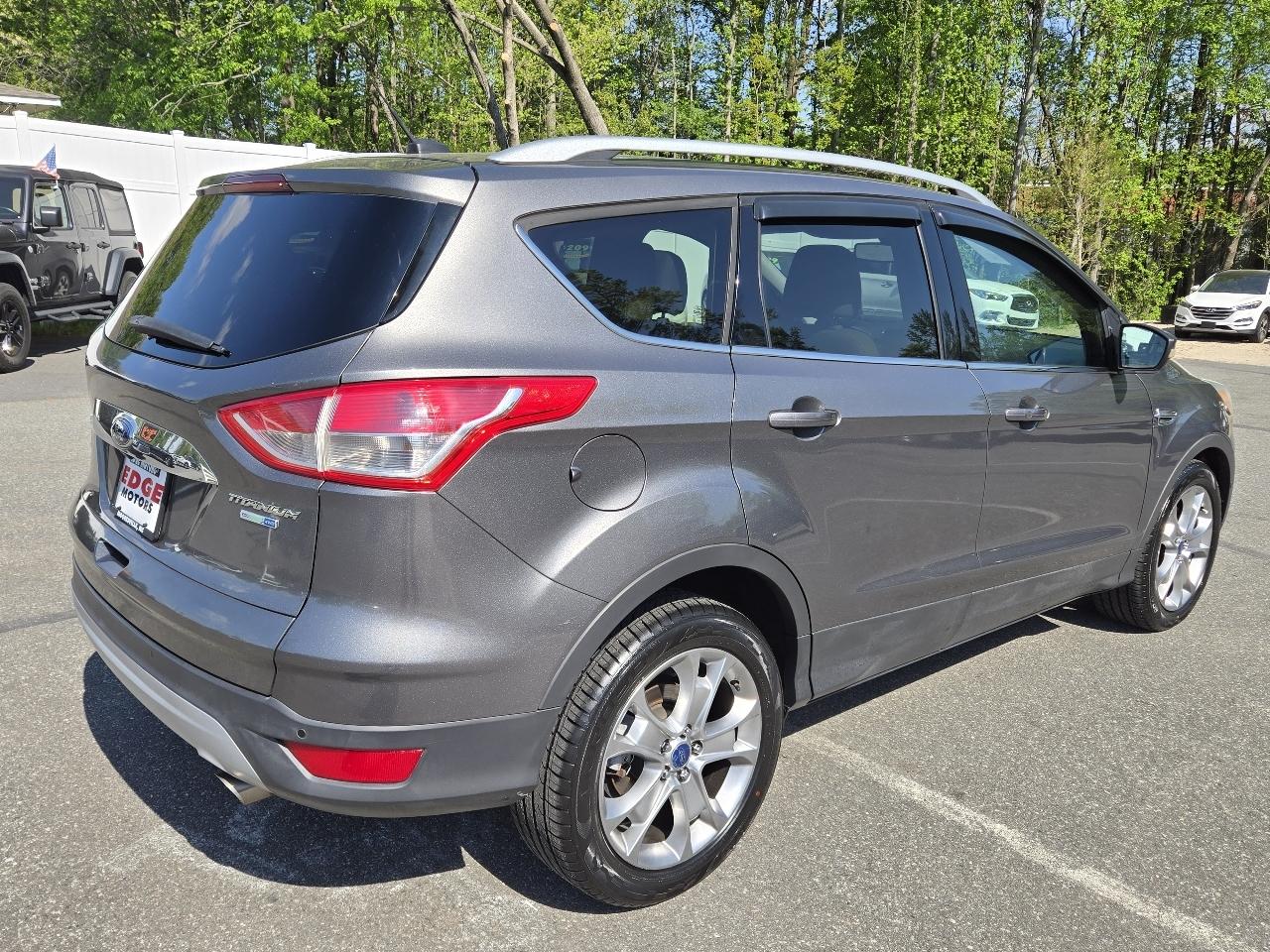 Ford Escape Titanium 4WD 2014