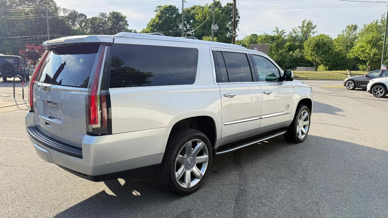 Cadillac Escalade ESV Luxury 4WD 2017