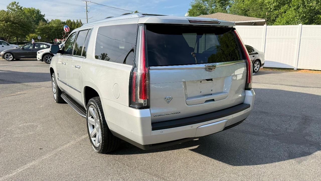 Cadillac Escalade ESV Luxury 4WD 2017