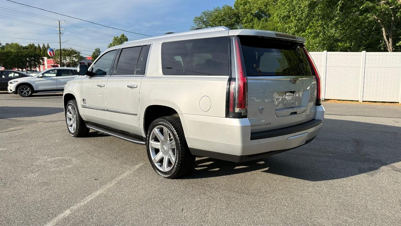 Cadillac Escalade ESV Luxury 4WD 2017