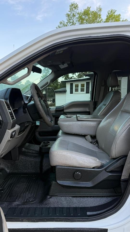 Ford F-250 SD XL Crew Cab 4WD 2019