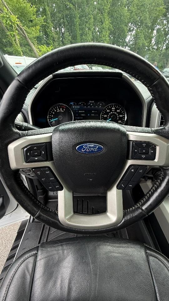 Ford F-150 Lariat SuperCrew 5.5-ft. Bed 4WD 2020