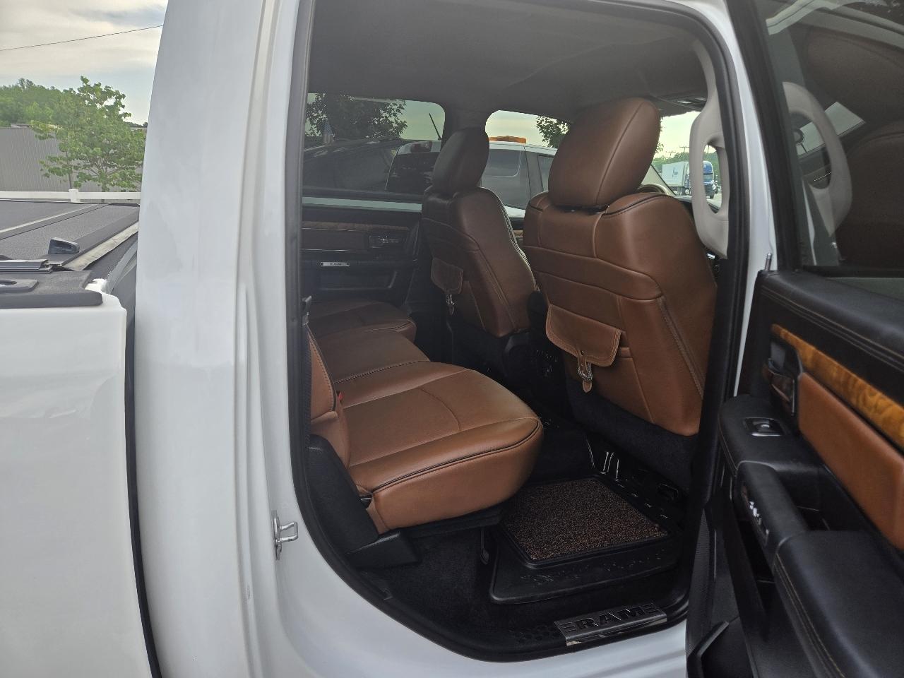 RAM 1500 Longhorn Crew Cab SWB 2WD 2016
