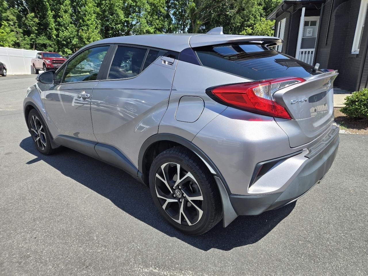 Toyota C-HR XLE 2020