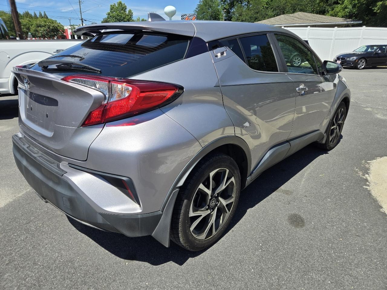 Toyota C-HR XLE 2020