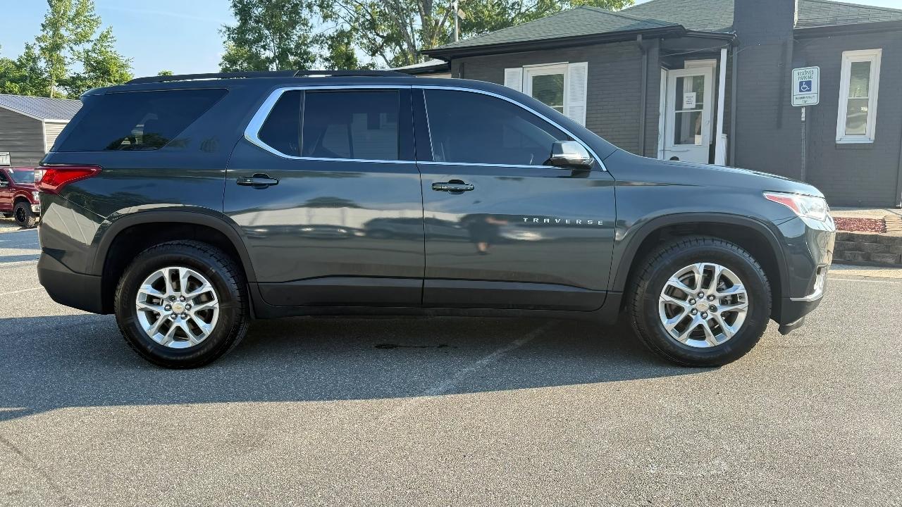 Chevrolet Traverse LT Cloth FWD 2021