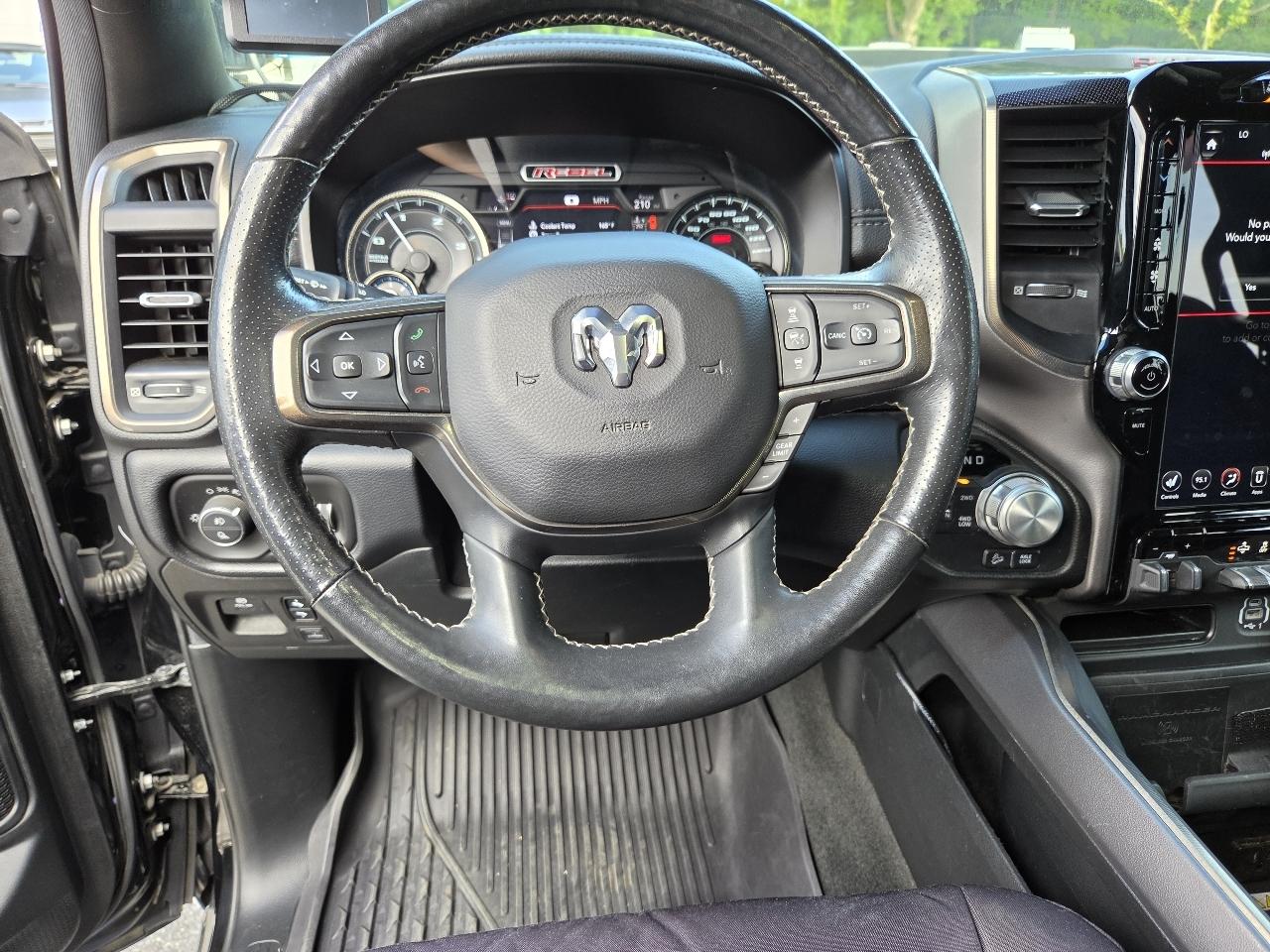 RAM 1500 Rebel Crew Cab SB 4WD 2020
