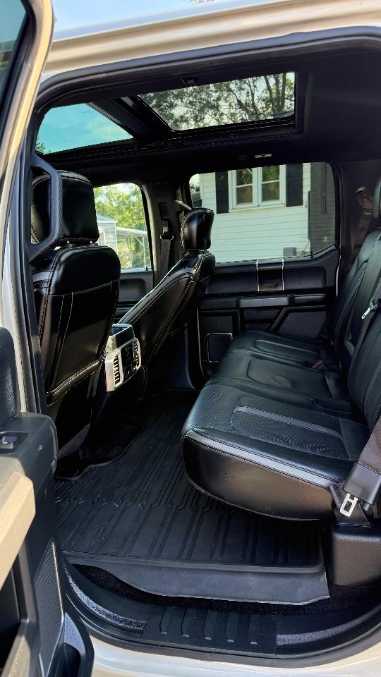 Ford F-150 Platinum 4WD SuperCrew 5.5' Box 2018