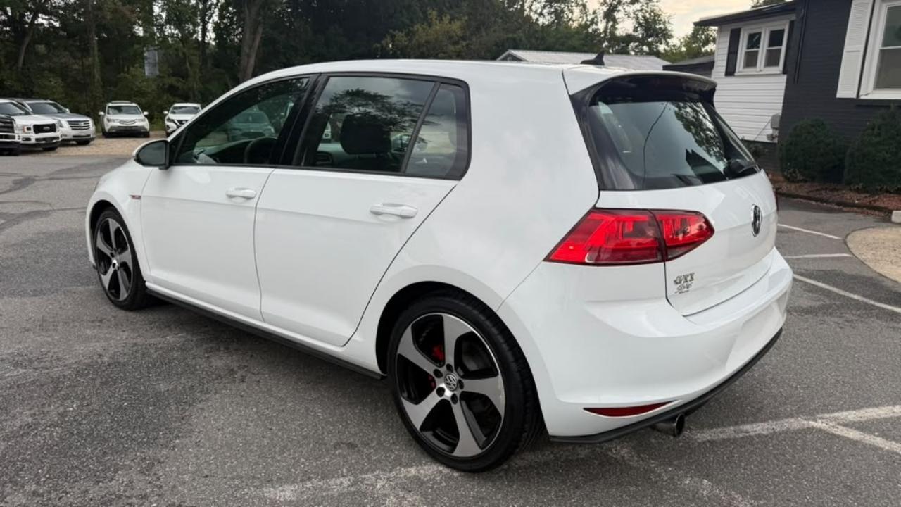 Volkswagen Golf GTI S 6A 4-Door 2017